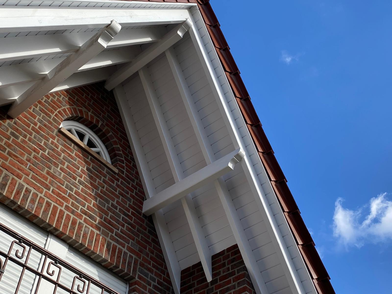 Reinigung von Dach&uuml;berst&auml;nden im mittleren Emsland.